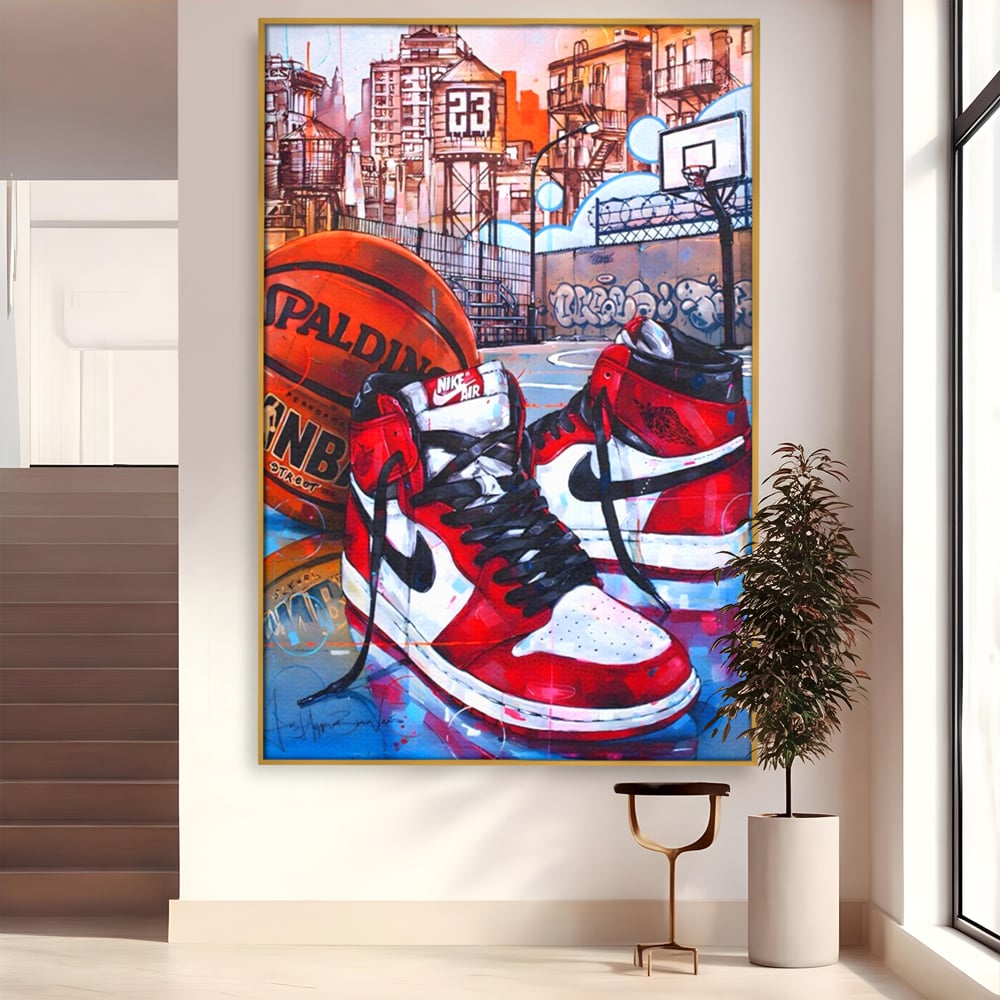 Tablou canvas cu tablou canvas cu adidasi si baschet, in rama de aluminiu auriu